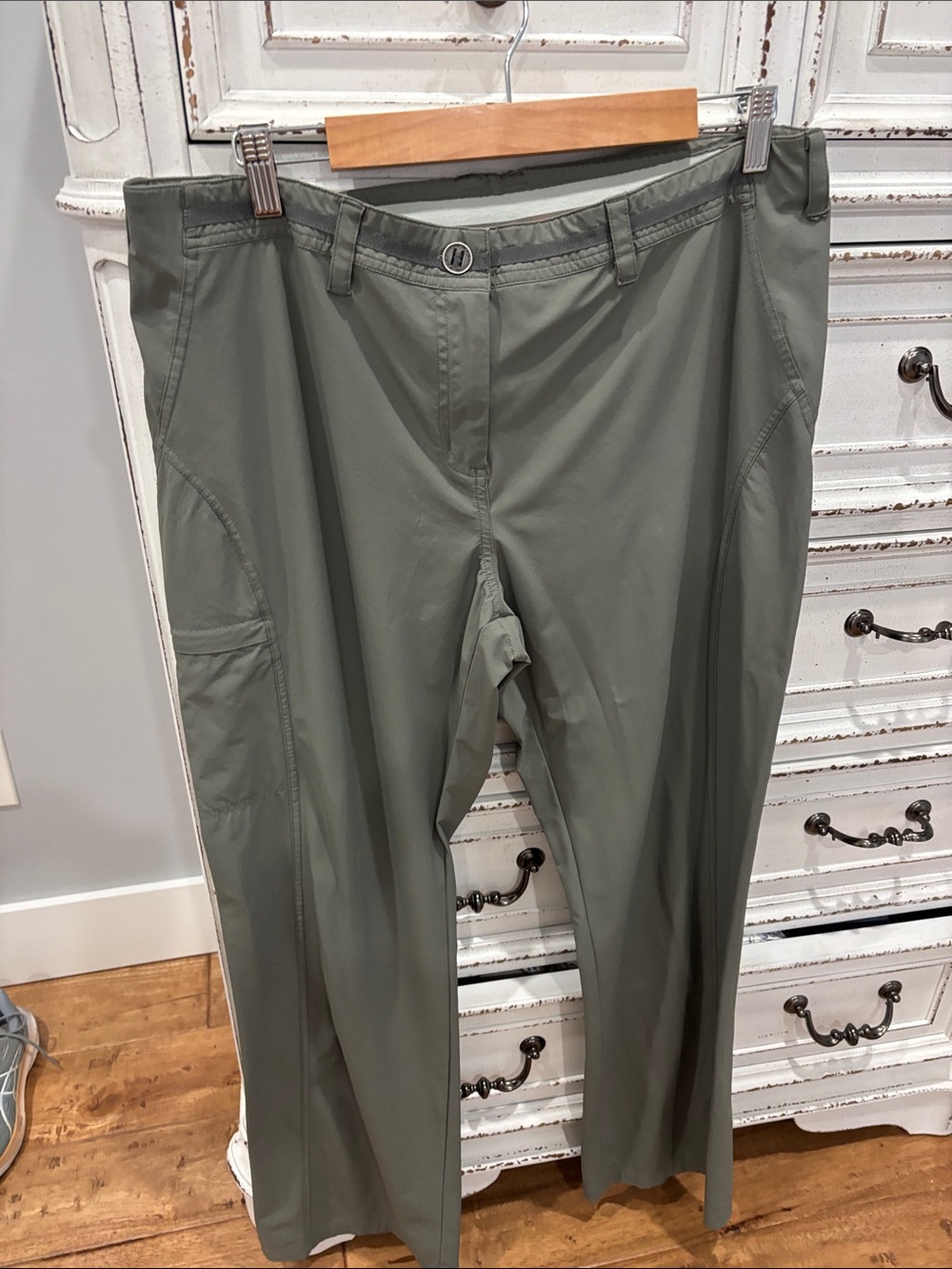 women’s Olive Green Performance Pants